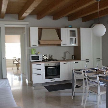 Giardino Degli Ulivi Apartment Caprino Veronese Luaran gambar