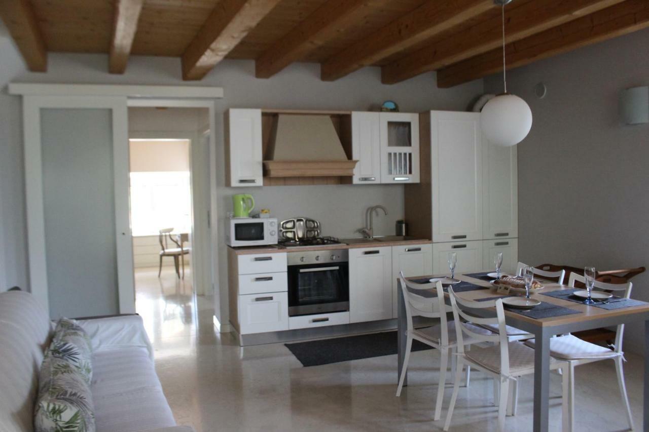 Giardino Degli Ulivi Apartment Caprino Veronese Luaran gambar